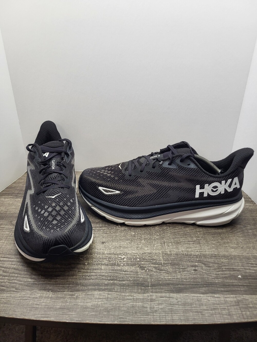 Hoka Clifton 9 Black White Athletic Running Shoes Sneakers Mens Sz 13 EE Wide